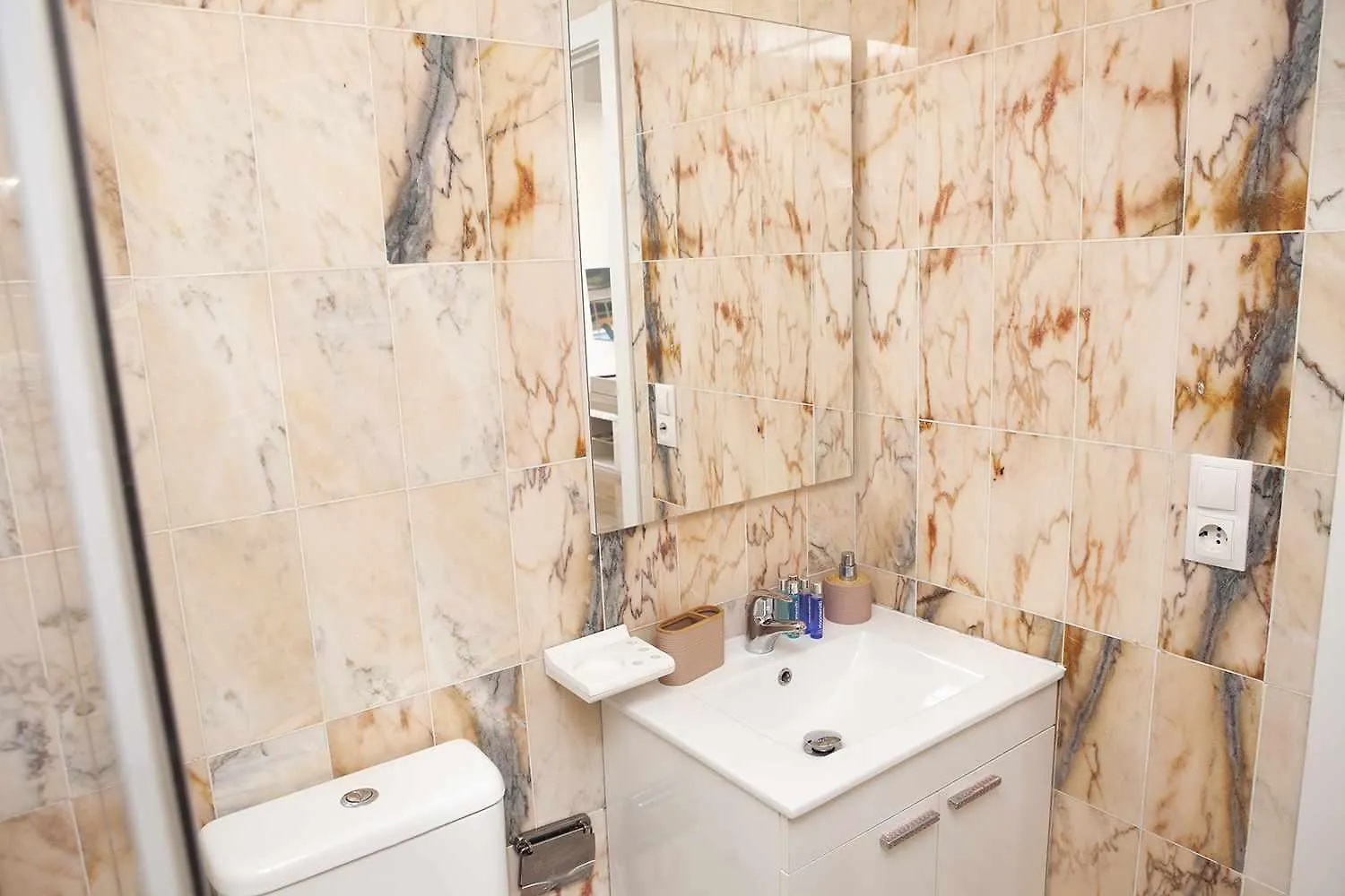 Appartement A 100M De Playa Piscina Y Todos Los Servicios à Torrox