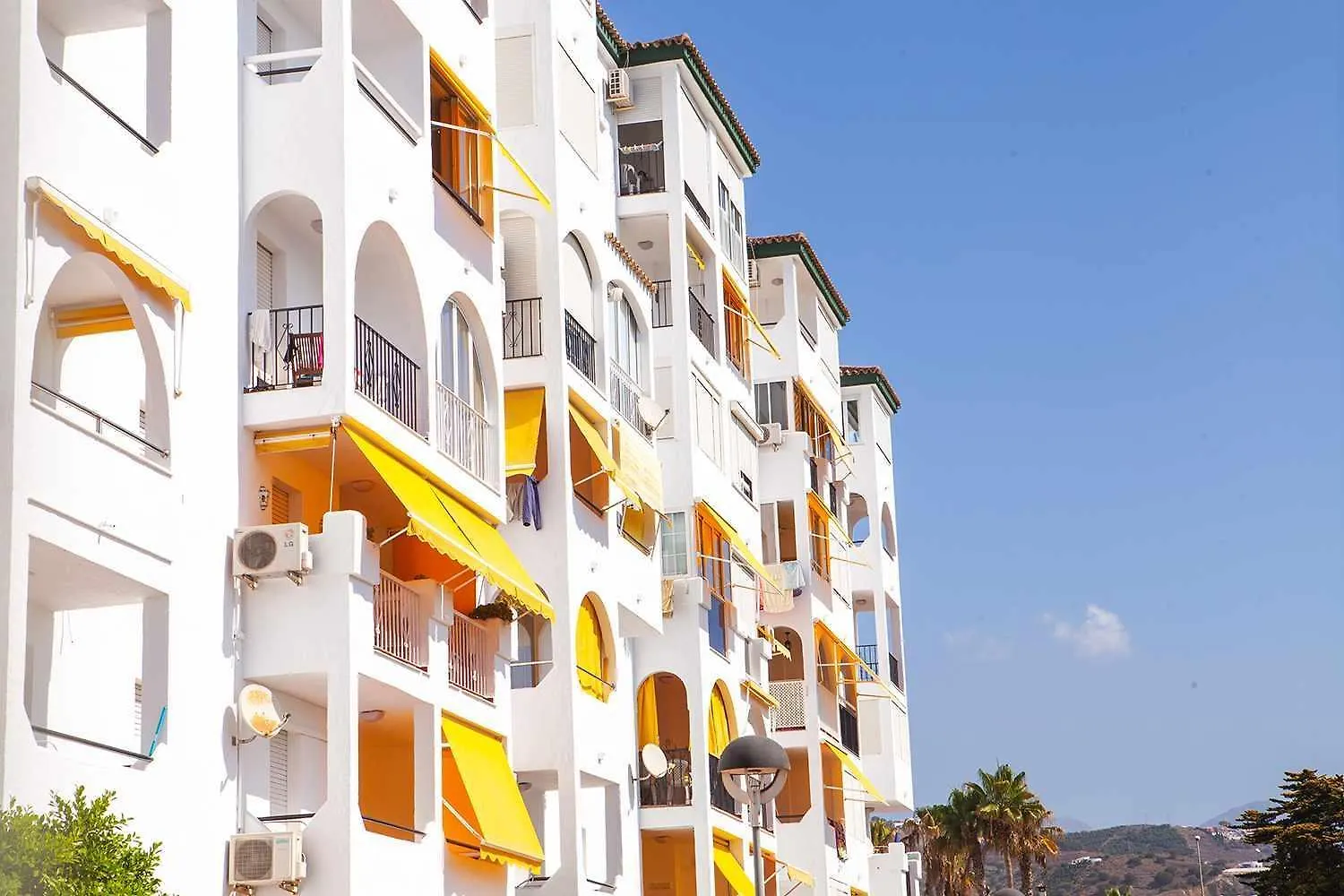 Appartement A 100M De Playa Piscina Y Todos Los Servicios à Torrox